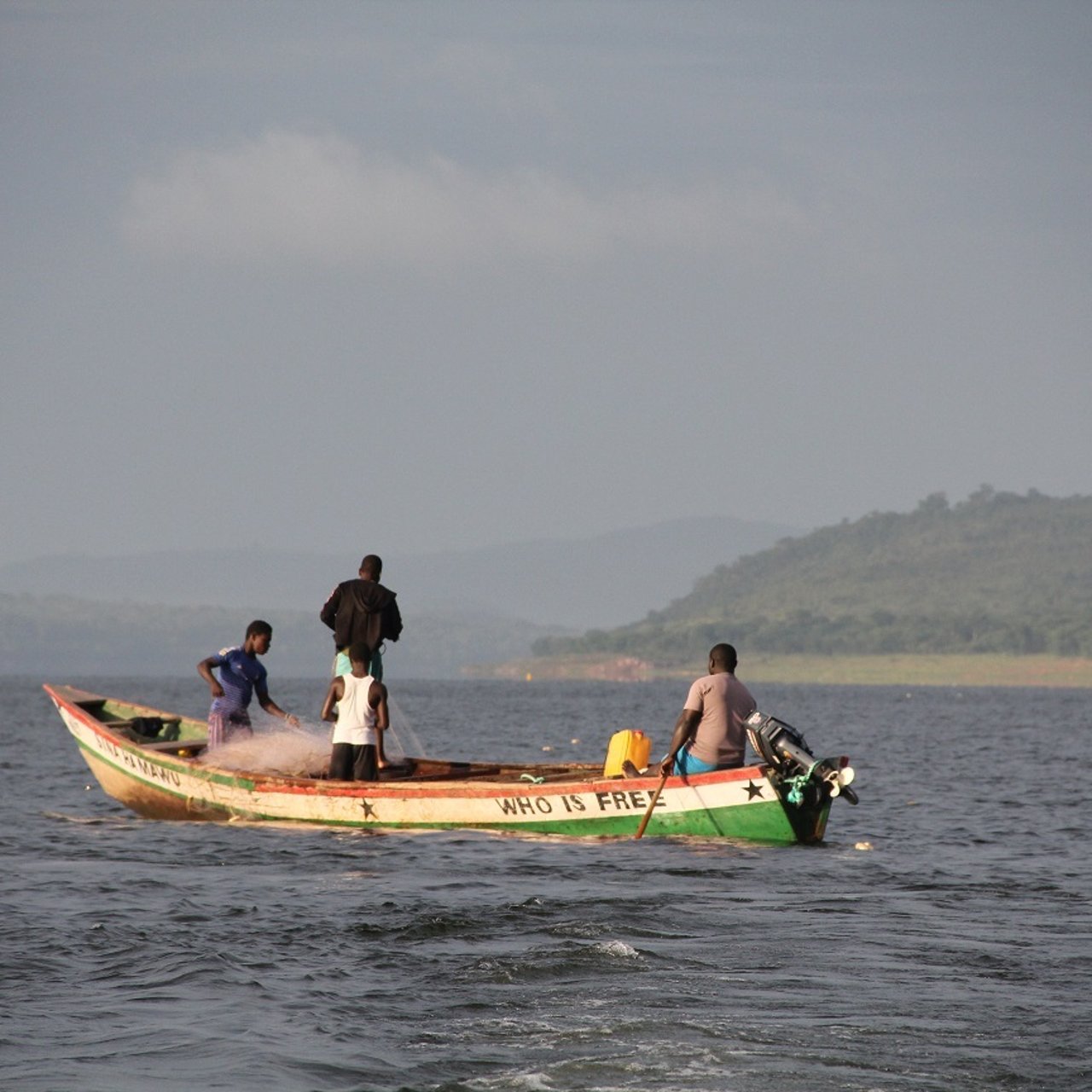 Who is free boat low res