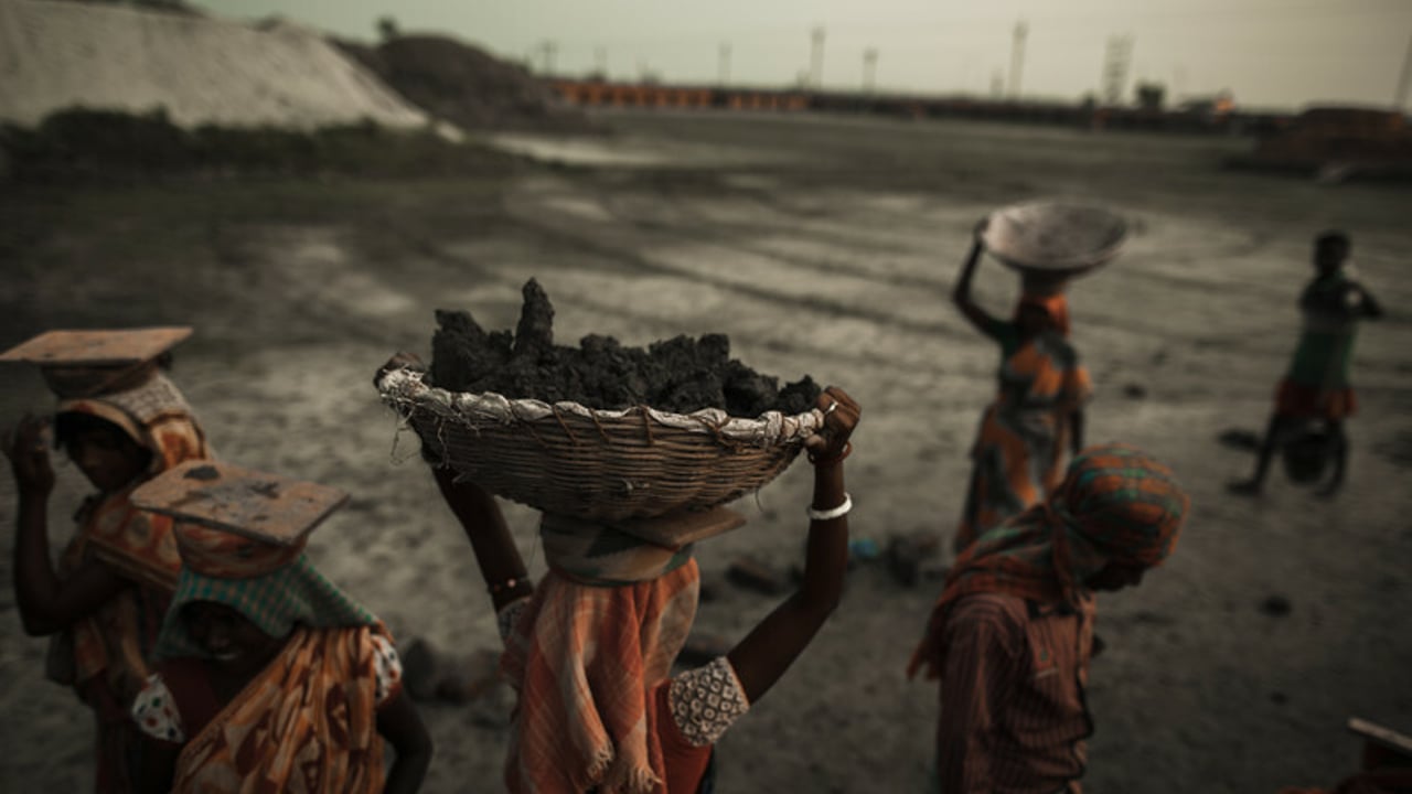 JS 20161107 9171 201611 Slavery India Brick Kiln