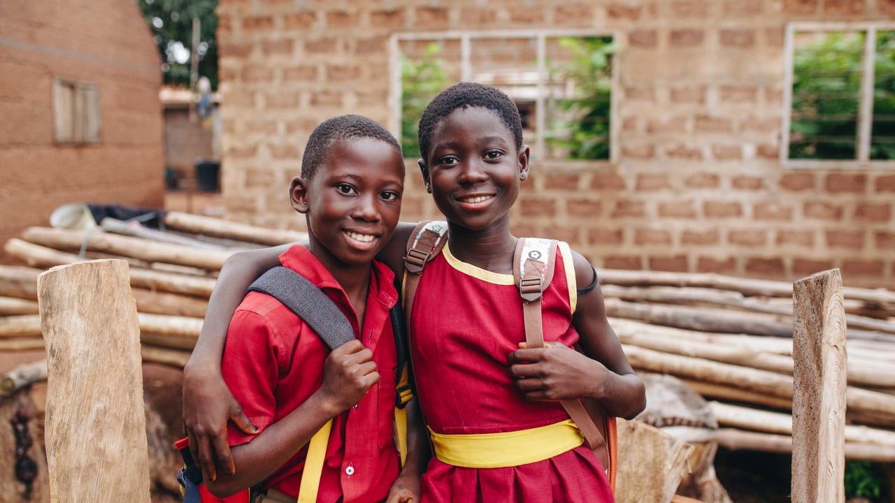 G 126 jpg 201907 ACC Ghanaian Children on Lake Stock Photos Approved for Full Use